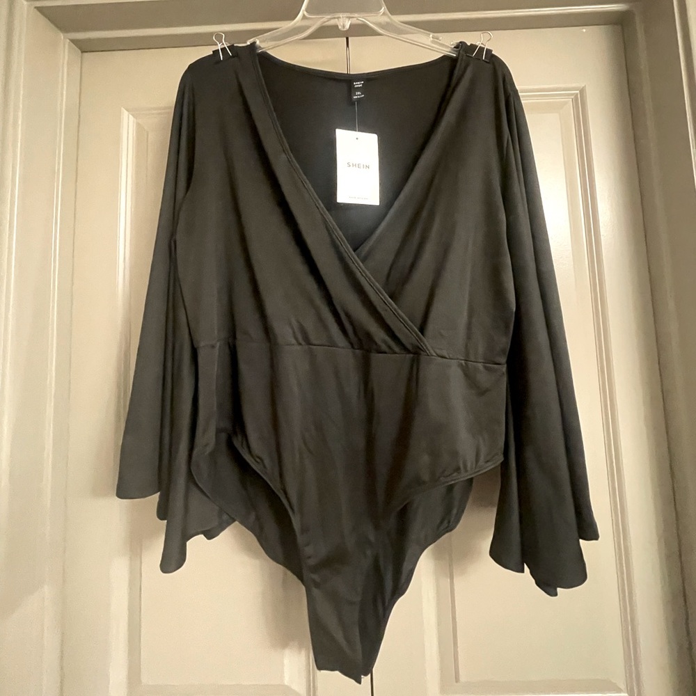 SHEIN Curve deep V Neck black bodysuit with bell sleeves and button clasp NWT